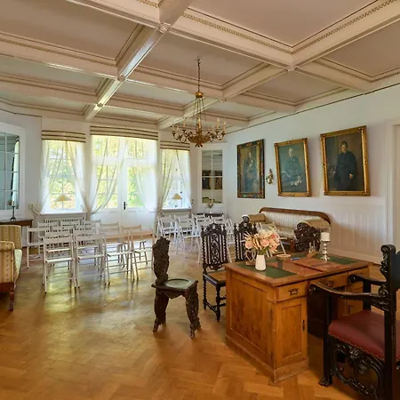 Schloss Roessing - Messezimmer In Historischem Ambiente Guest house *