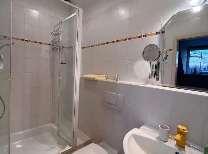 Schloss Roessing - Messezimmer In Historischem Ambiente 招待所 3*